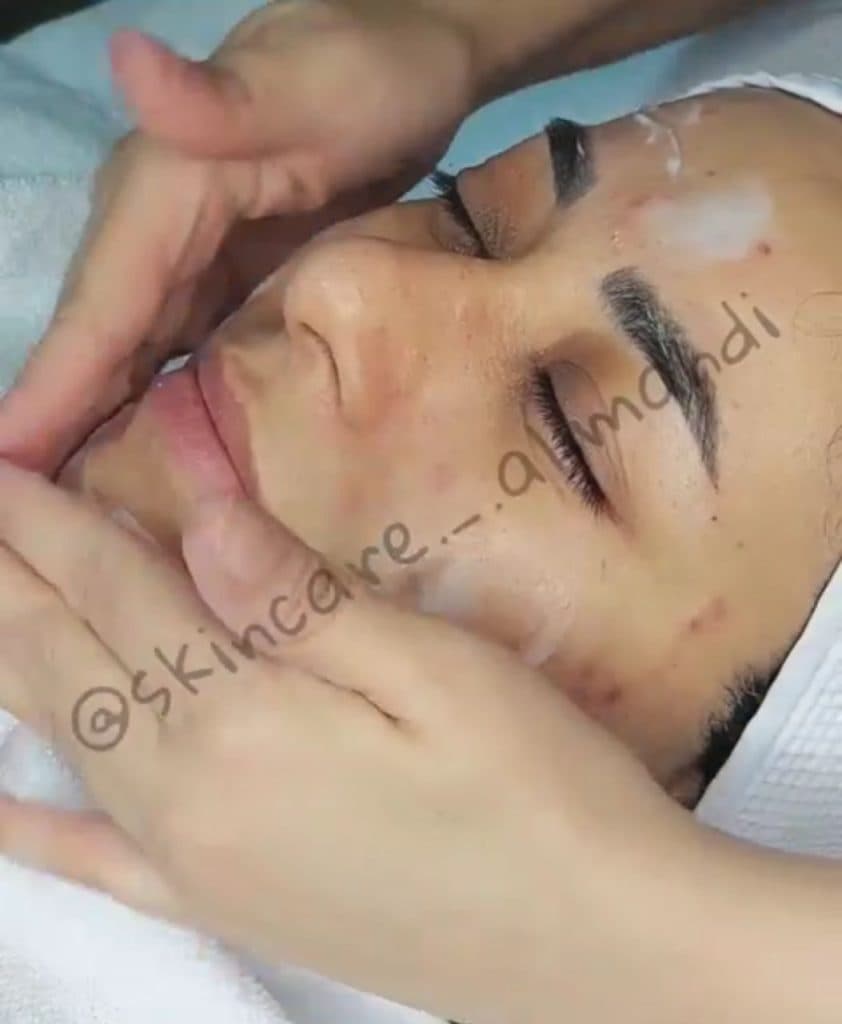 مرکز تخصصی فشیال و ماساژ درمانی و ریلکسی علیمهدی در رفسنجان