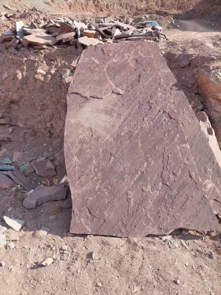 معادن سنگ دیانا تولید و فروش سنگ فرش و کوبیک و مالون در مازندران