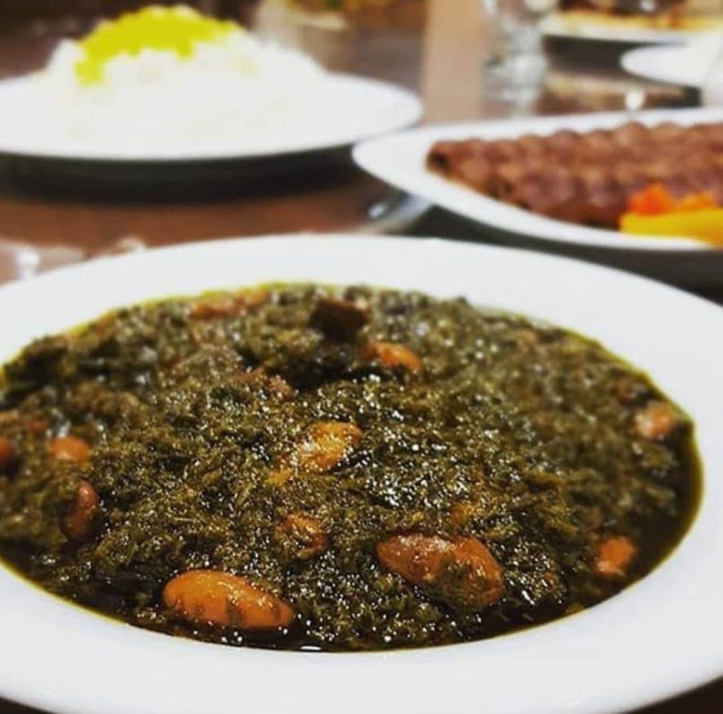 رستوران بهارستان در قائمشهر مازندران