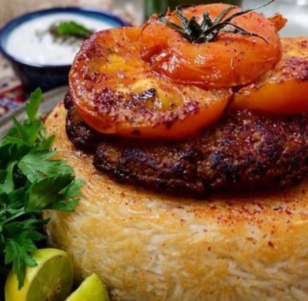 رستوران و بیرون بر سلطانی در شیراز