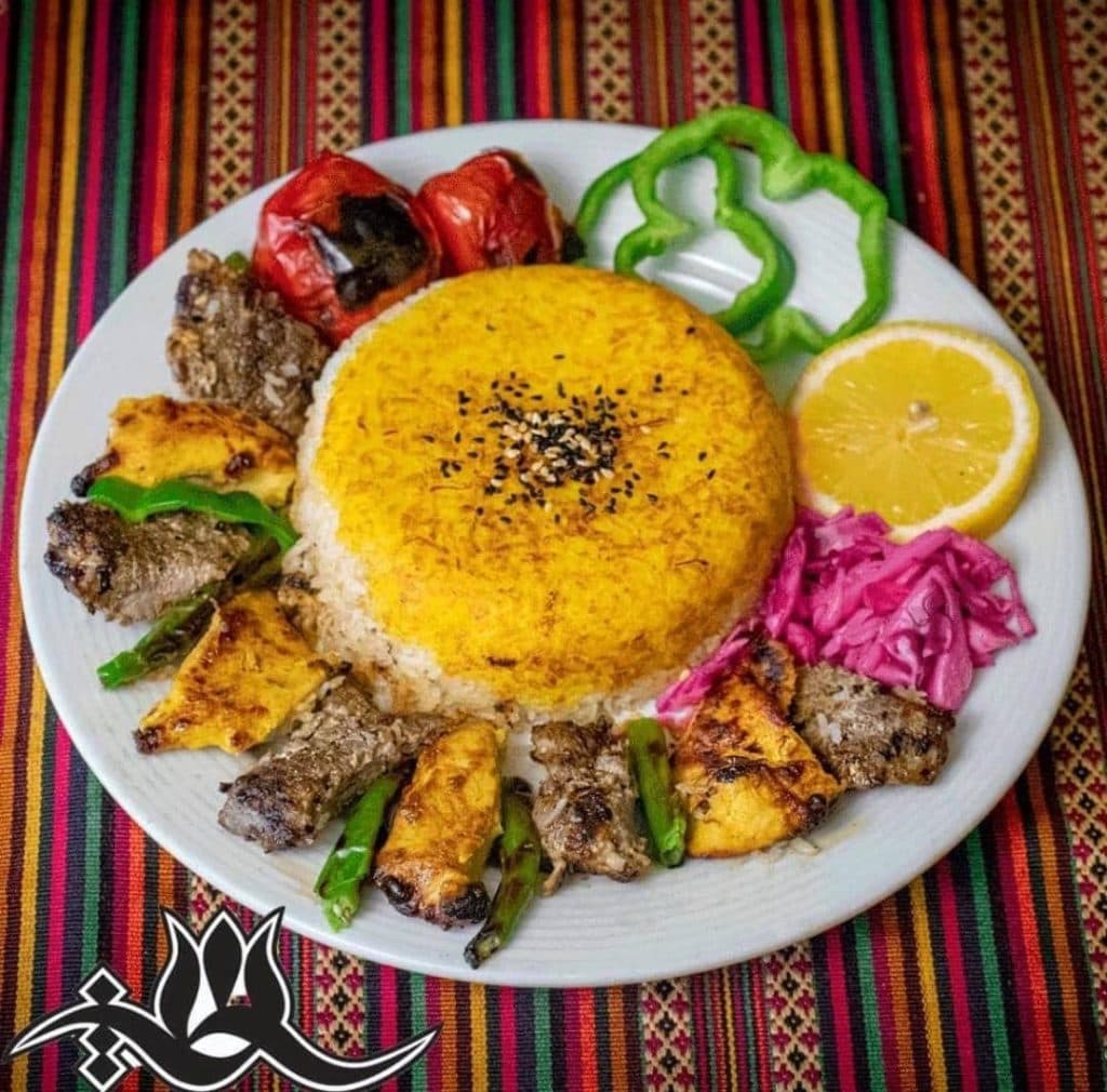 رستوران و بیرون بر سلطانی در شیراز