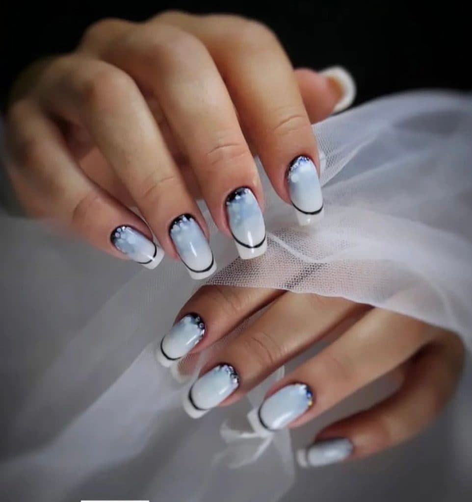 آموزش و خدمات تخصصی کاشت ناخن فرح اسدالله پور در رفسنجان