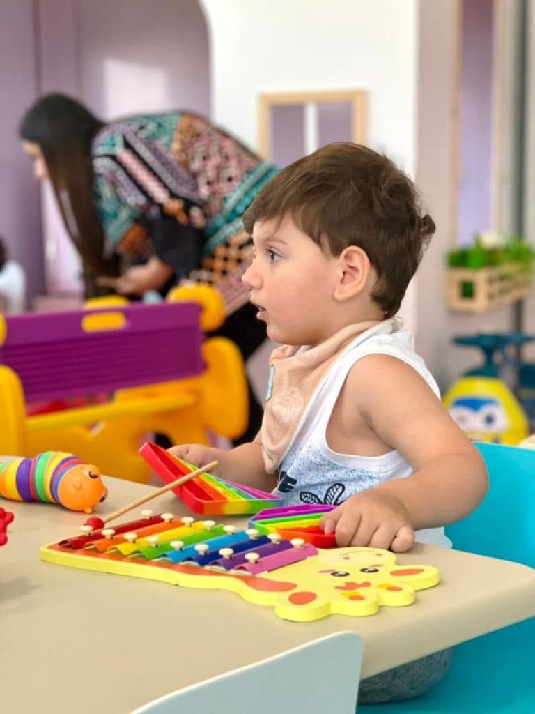 مدلینگ کودک نیکان زاهدیان در گیلان