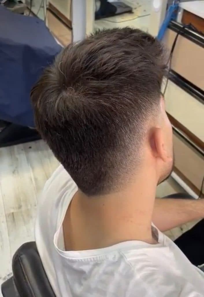 آکادمی و خدمات زیبایی آقایان کاراساچ در مرند آذربایجان شرقی