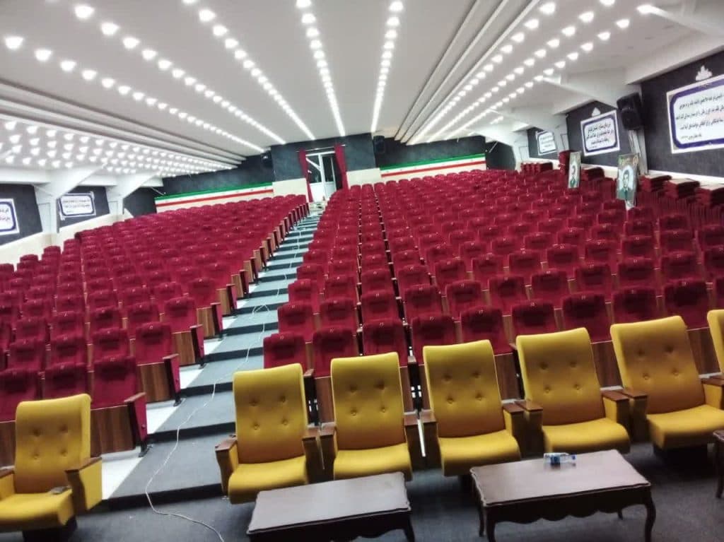 تولید و فروش صندلی سینما و همایش سینا صنعت در کرج