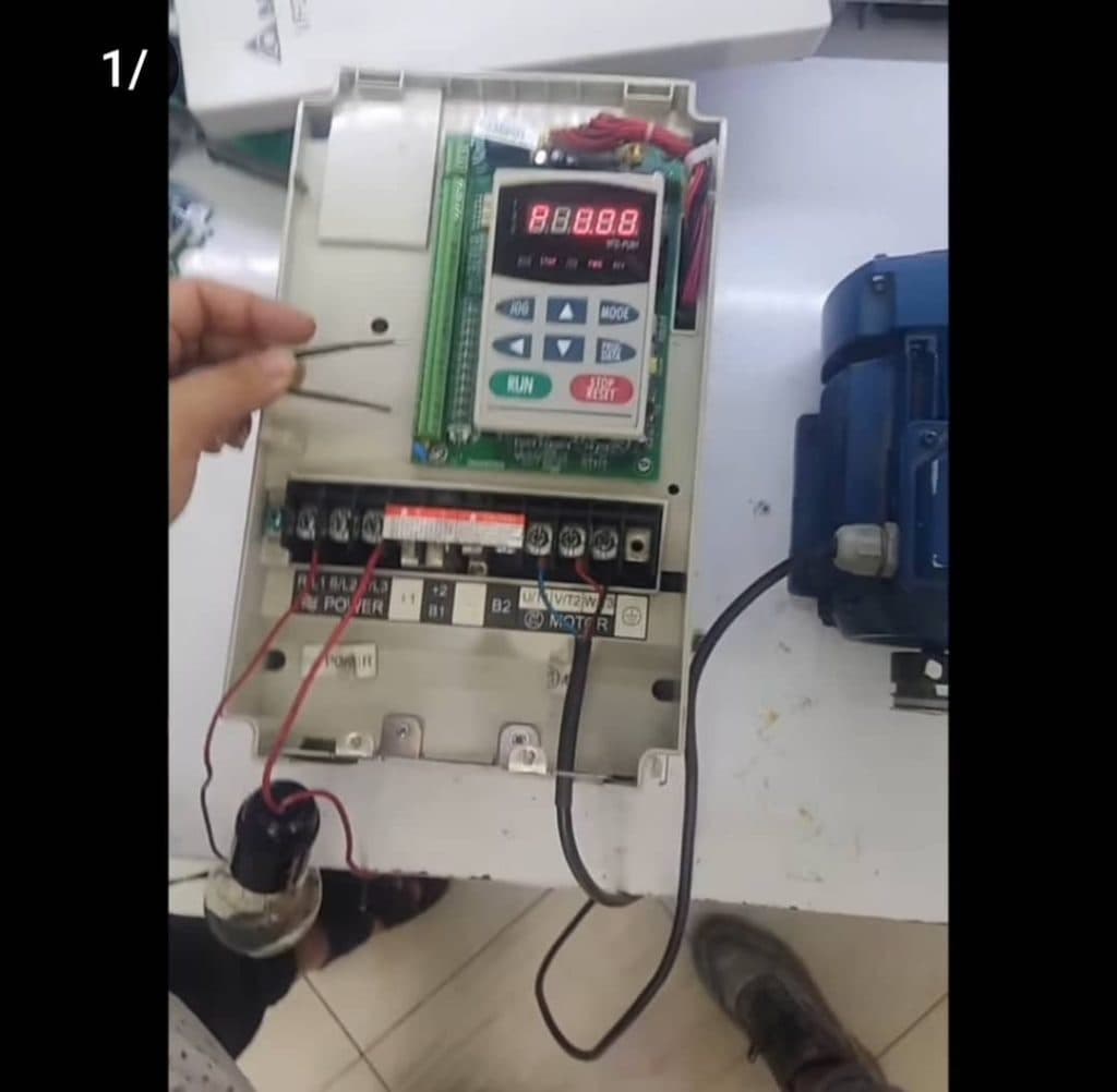 فروش و تعمیرات اینورتر درایو فنی مهندسی آوات صنعت در مشهد