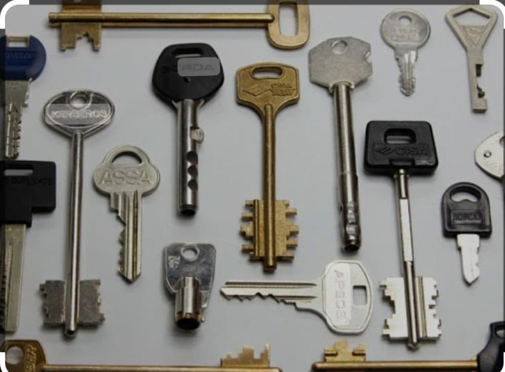 کلیدسازی و ریموت پورعلی در بابلسر مازندران