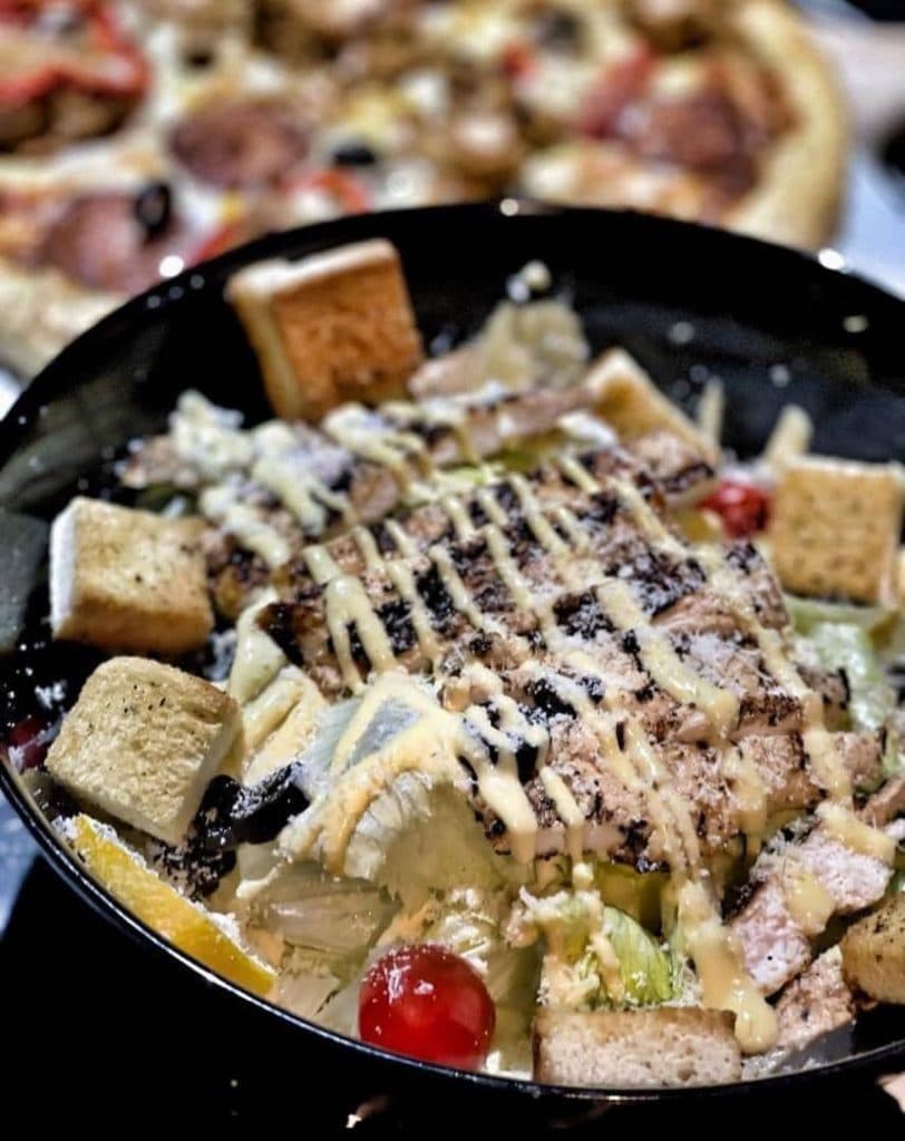 کافه رستوران ولف wolf در اهواز