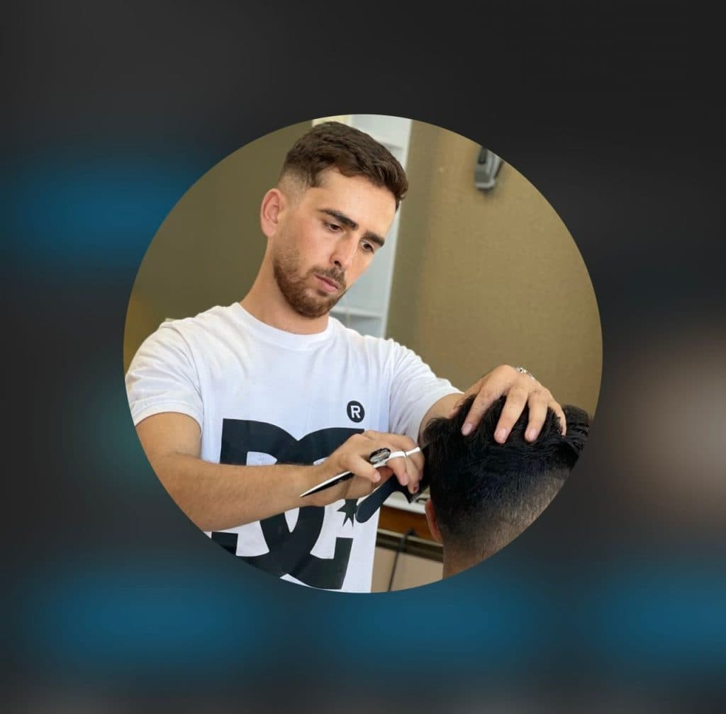 آکادمی و خدمات زیبایی آقایان کاراساچ در مرند آذربایجان شرقی