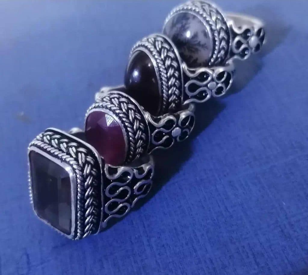 انگشتر سازی علی شیخیان در اصفهان