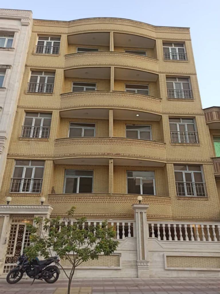 پیمانکاری ساختمان وحید مالمیر در توسرکان