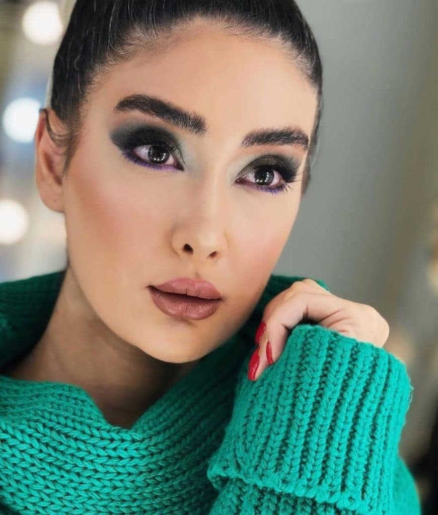 آموزش و خدمات تخصصی گریم و میکاپ عروس آنا علیجان زاده در نوشهر