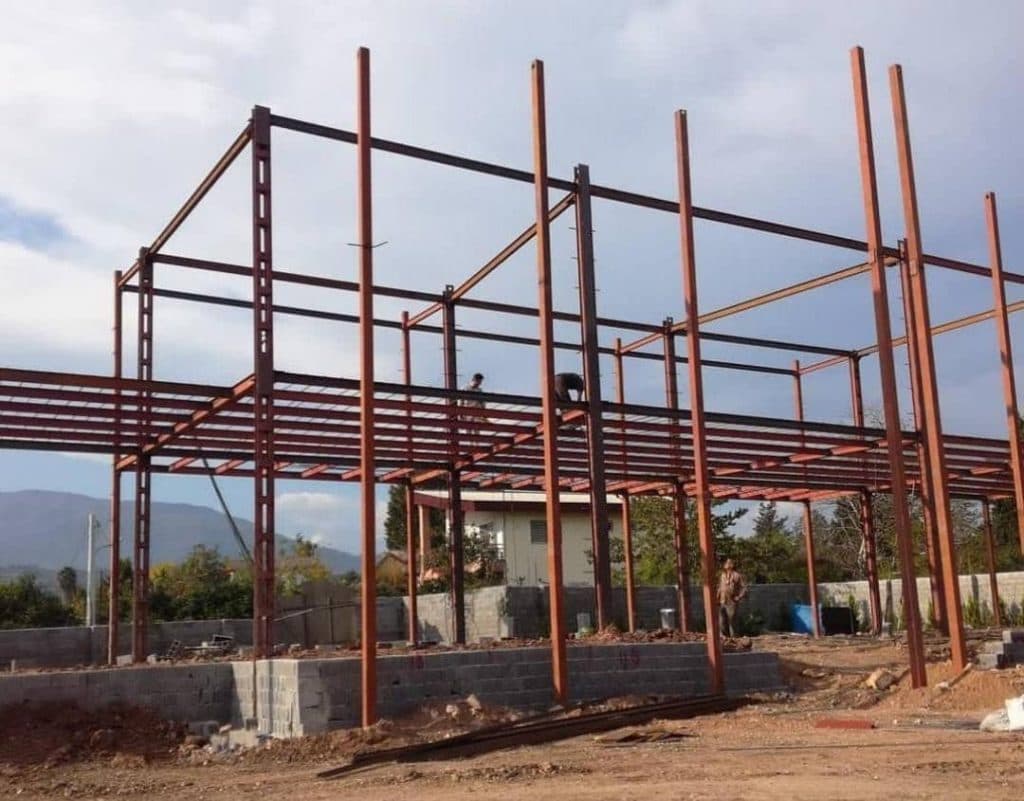 ساخت و اجرای سازه های فلزی وال پست فلاشینگ و پله طالب پور در نوشهر