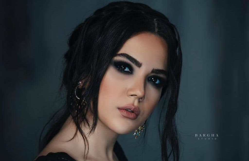 خدمات سالن زیبایی وی آی پی آناهیتا قاسمی در قائمشهر