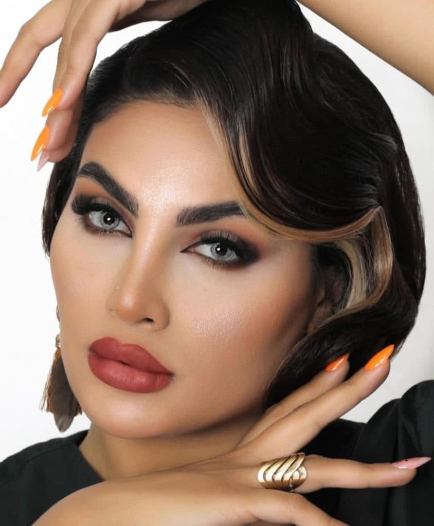 آموزشگاه و سالن زیبایی بانو نگین دهقان در یزد