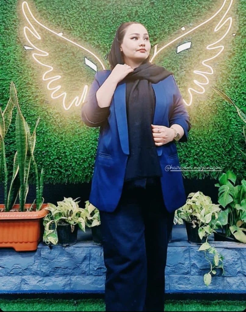 مرکز تخصصی رنگ لایت و کراتین احیا مرجان عظیمی در مشهد