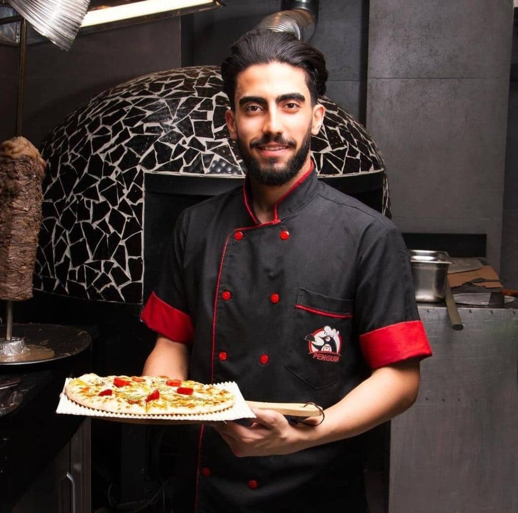 رستوران شاورما پنگوئن در قم