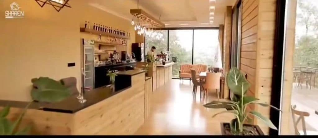 کافه رستوران و فست فود شارن در قادیکلا بزرگ قائمشهر