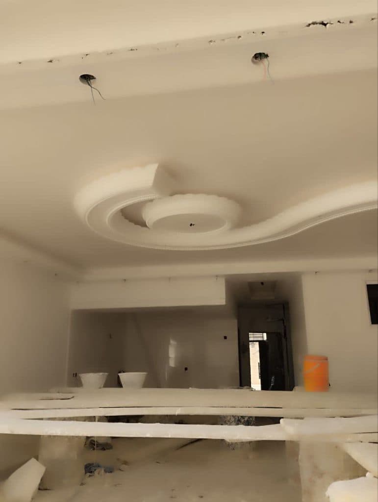 اجرای گچ کاری حلاج زاده در کاشان