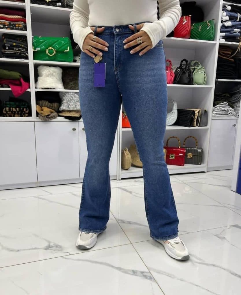 فروشگاه پوشاک و بوتیک زنانه ماوی در تنکابن مازندران