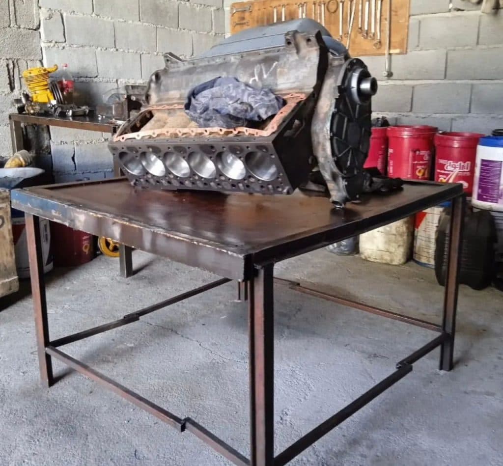 مکانیکی و تعمیرگاه ماشین های سنگین مرسدس بنز زاده حسن در مشهد