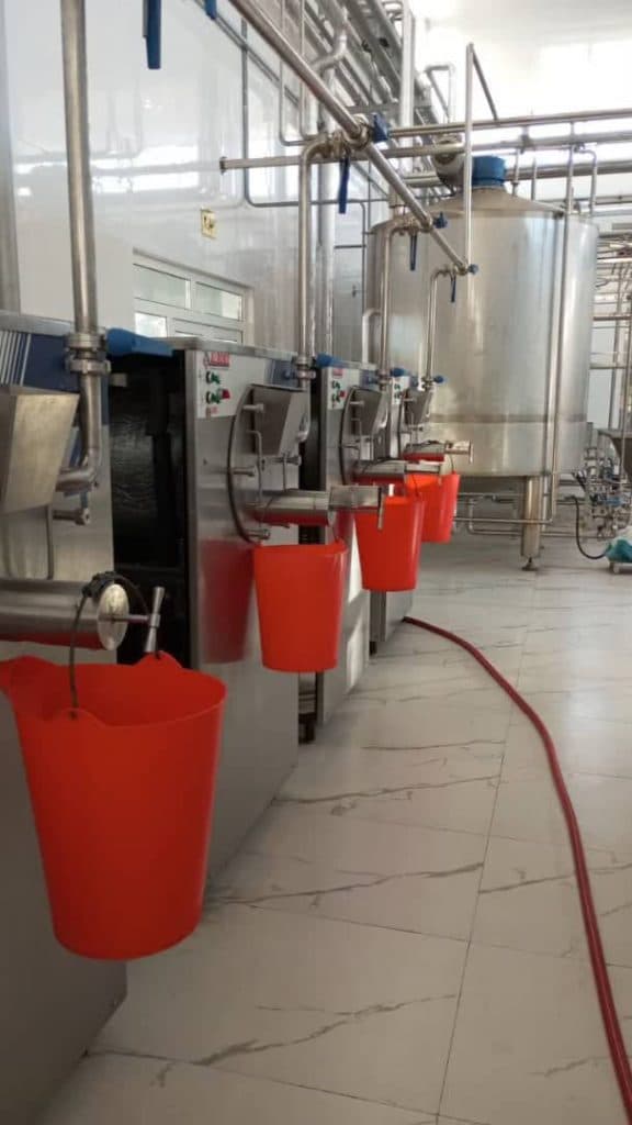 تعمیر دستگاه بستنی سازی قیفی سنتی یکسره دنیا سرویس در مشهد خراسان رضوی