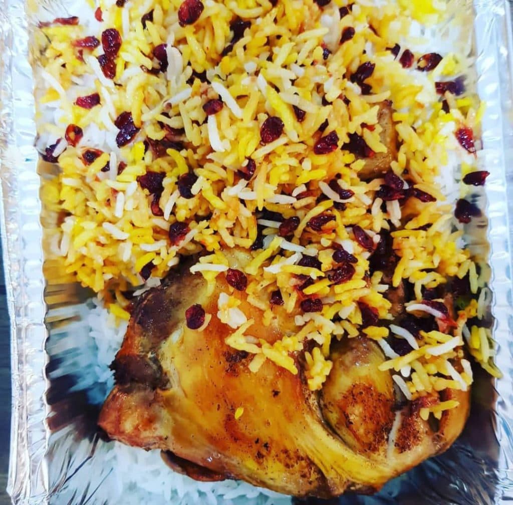 تهیه غذا و بیرون بر هامور در جم بوشهر