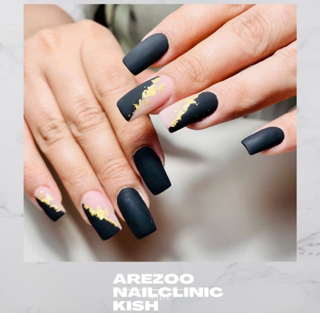 آموزشگاه و سالن تخصصی ناخن آرزو محزون در جزیره کیش