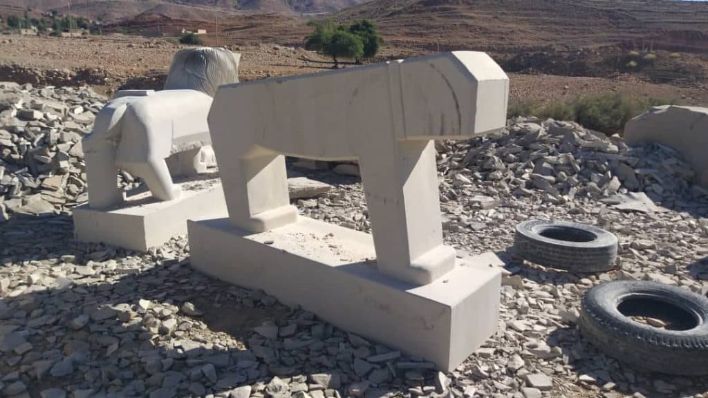 سنگ قبر و سنگ شیر تراشی رشید در خوزستان