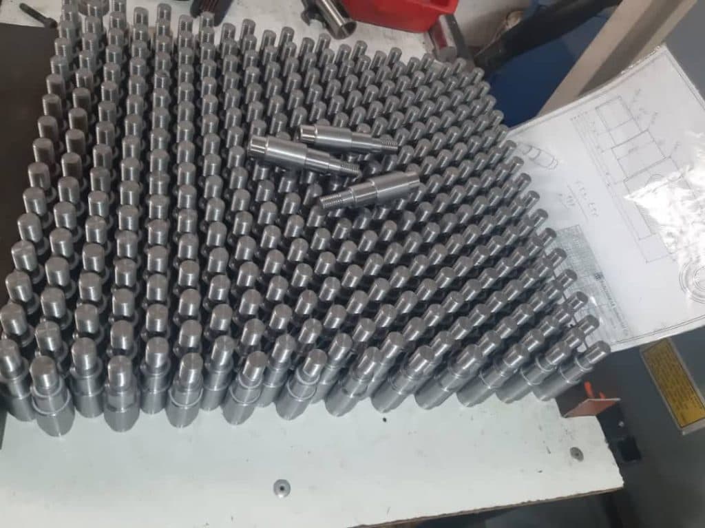 تراشکاری و ساخت قطعات ماشین آلات صنعتی اعظم در تفت یزد