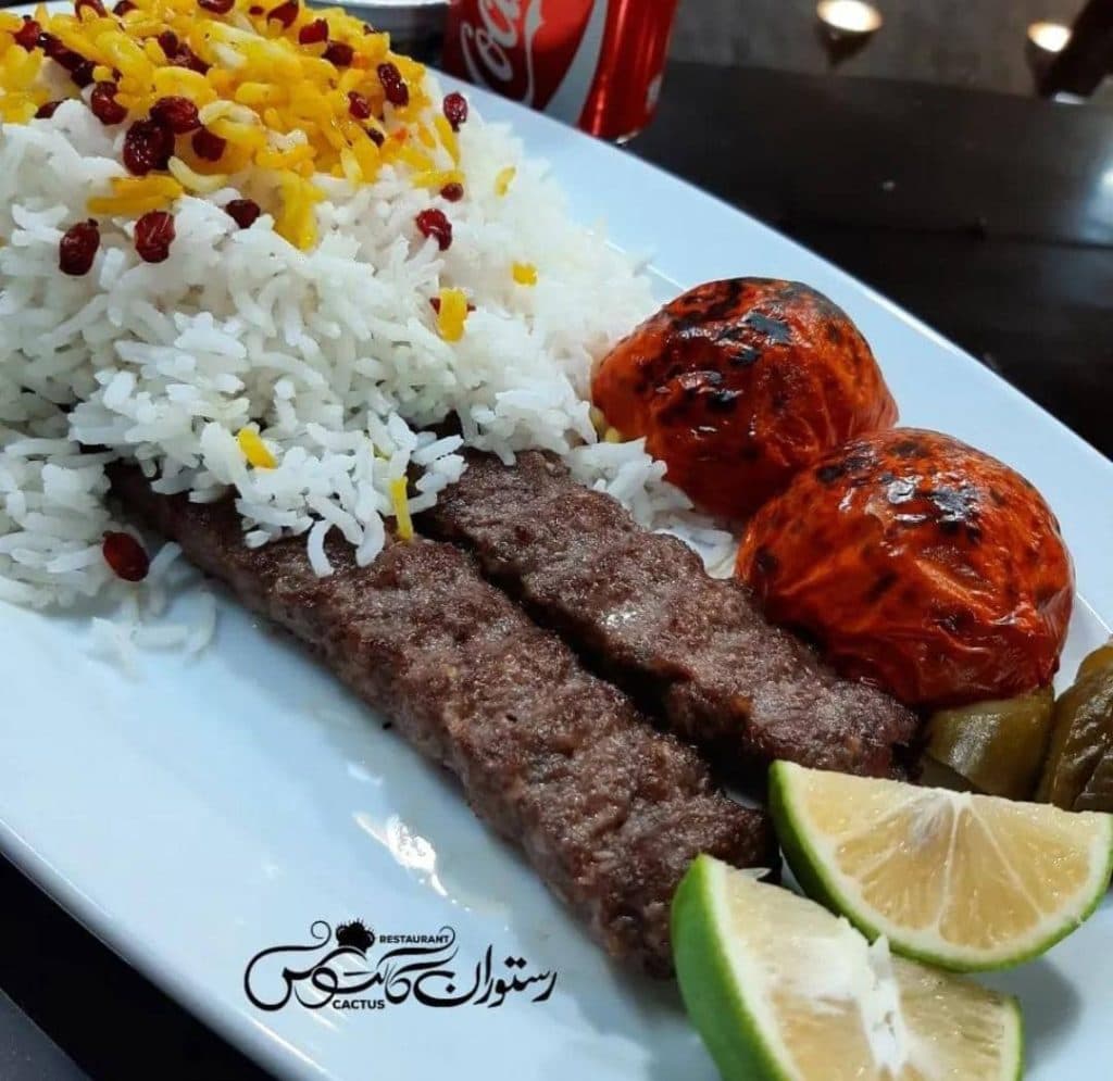 رستوران کاکتوس در خرم آباد لرستان