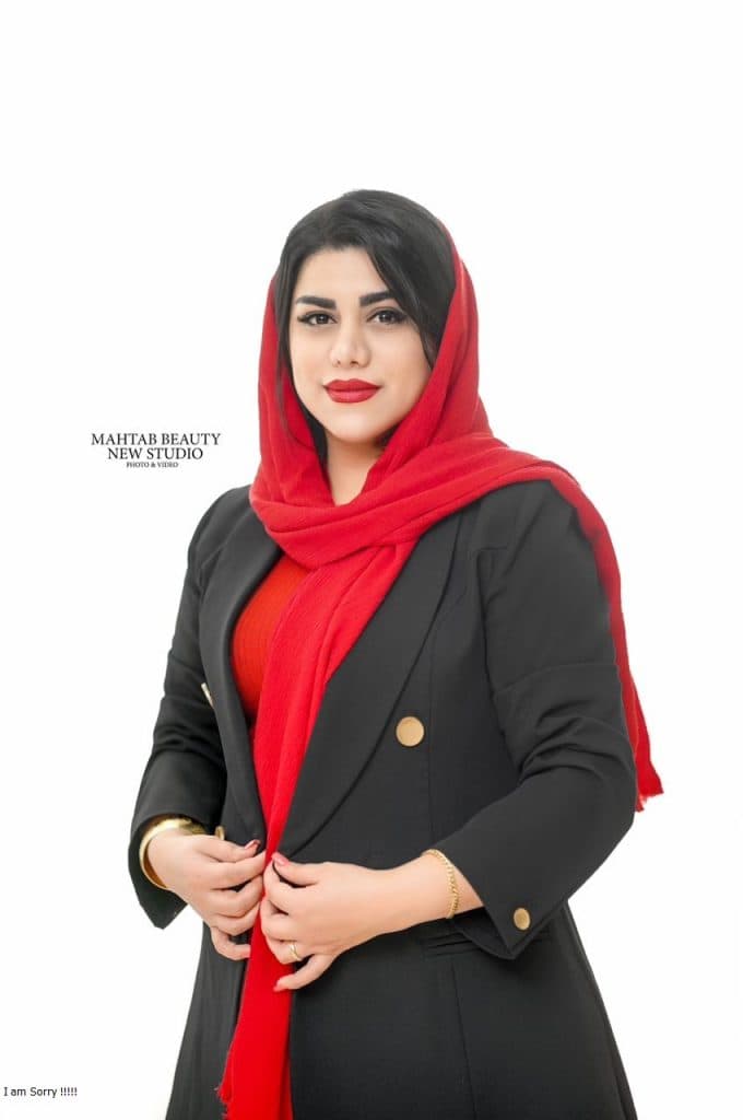 خدمات و آموزش میکاپ و شنیون تخصصی عروس مهتاب بیوتی در رشت گیلان