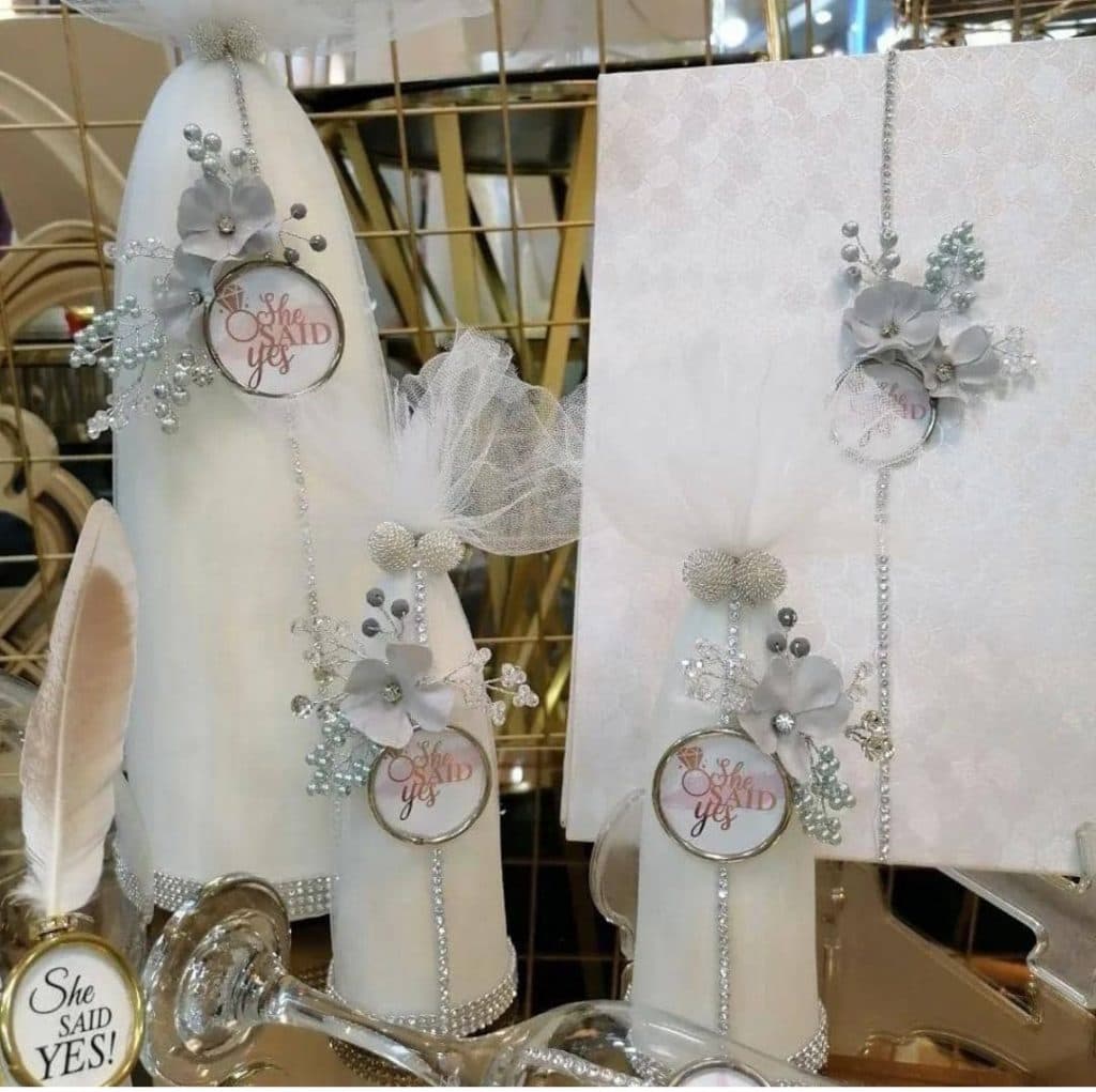 فروش و اجاره تزئینات عقد و عروسی بادکنک آرایی و تولد تیام در اراک