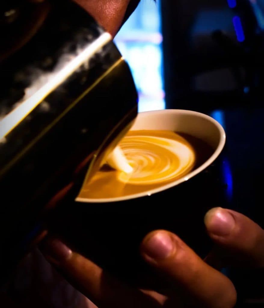 کافه رستوران باتیس در رشت