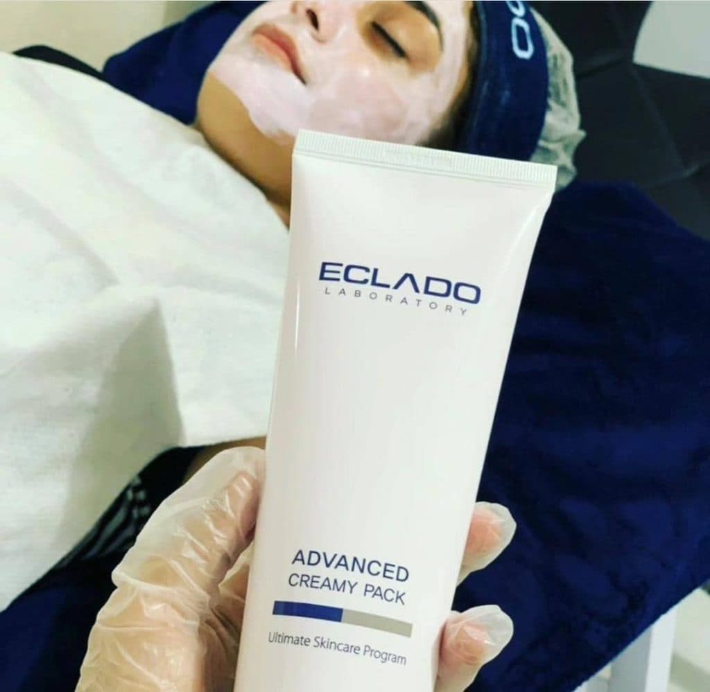 مرکز تخصصی و آموزشی فشیال و پاکسازی پوست شانا بیوتی در شیراز