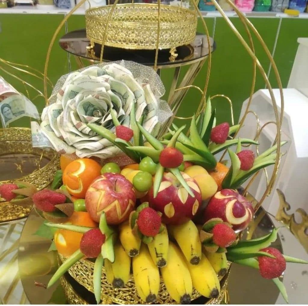 فروش و اجاره تزئینات عقد و عروسی بادکنک آرایی و تولد تیام در اراک