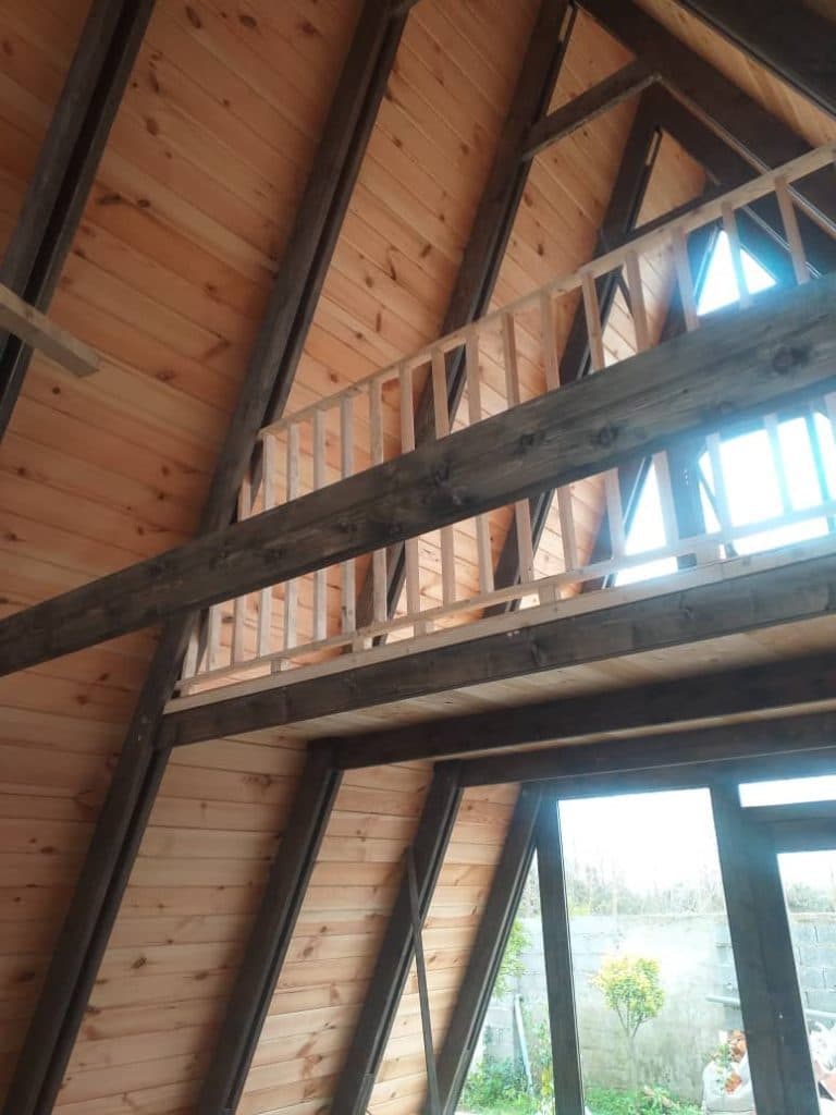 طراحی و اجرای خانه ویلا و آلاچیق چوبی و سوئیسی آقازاده در تهران