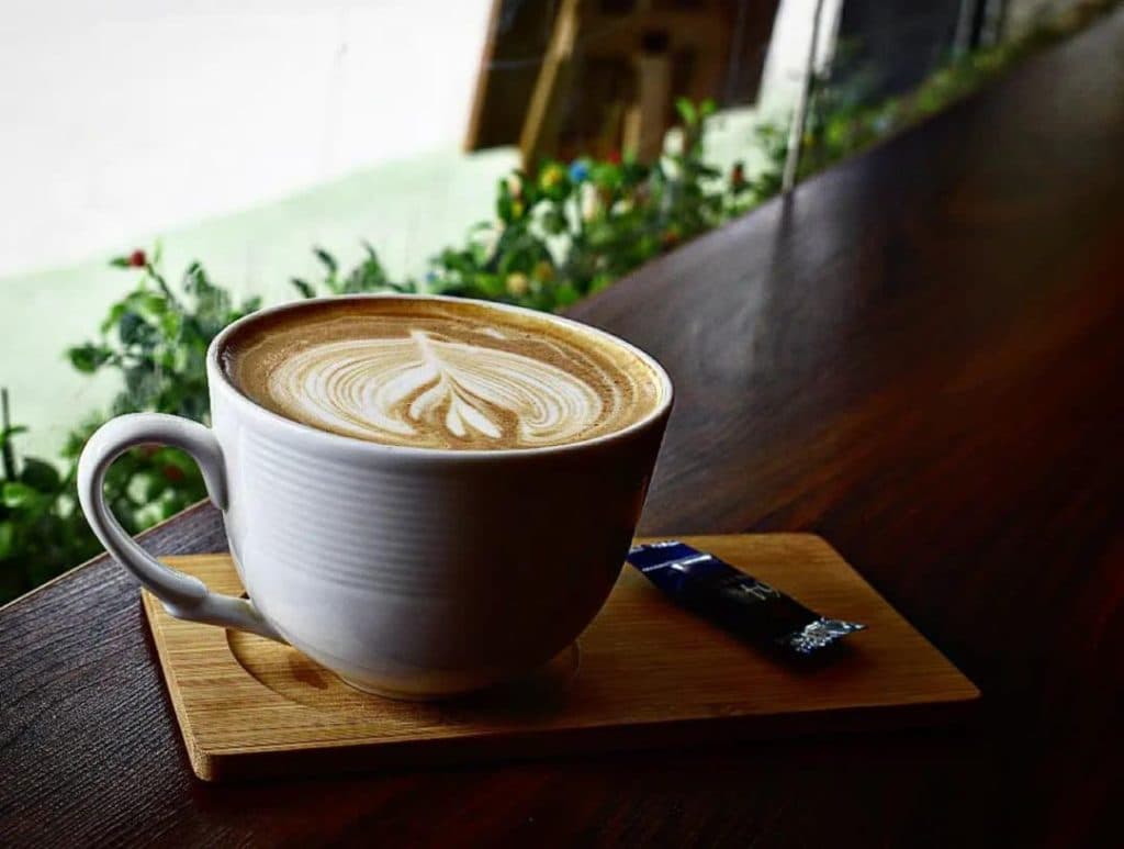 کافه رستوران باتیس در رشت