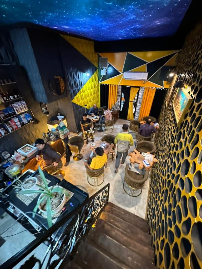 کافه و رستوران فرشید در کهنوج