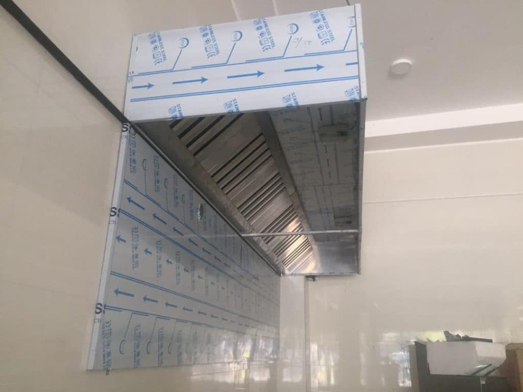 طراحی و تولید هود صنعتی ایتالیایی جزیره باکسی و حلال تهویه صنعت در شیراز