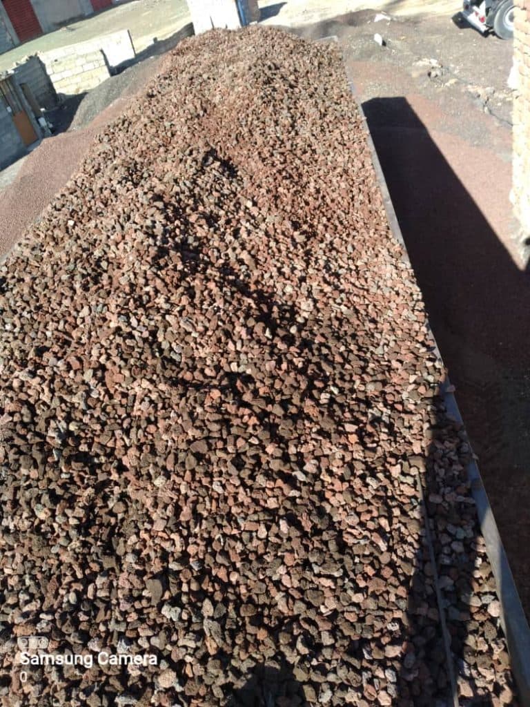 پوکه معدنی معظمی در قروه