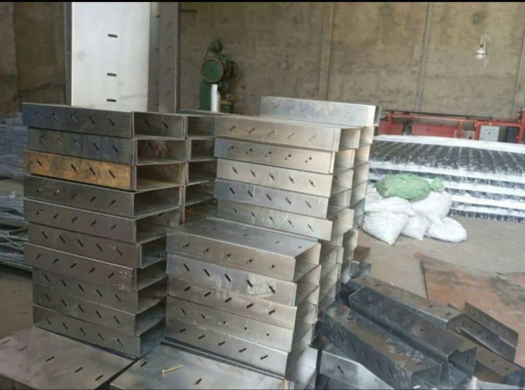 تولید فروش عمده بست رادیکالی والپست میلگرد بستر عرشه کاران در ورامین