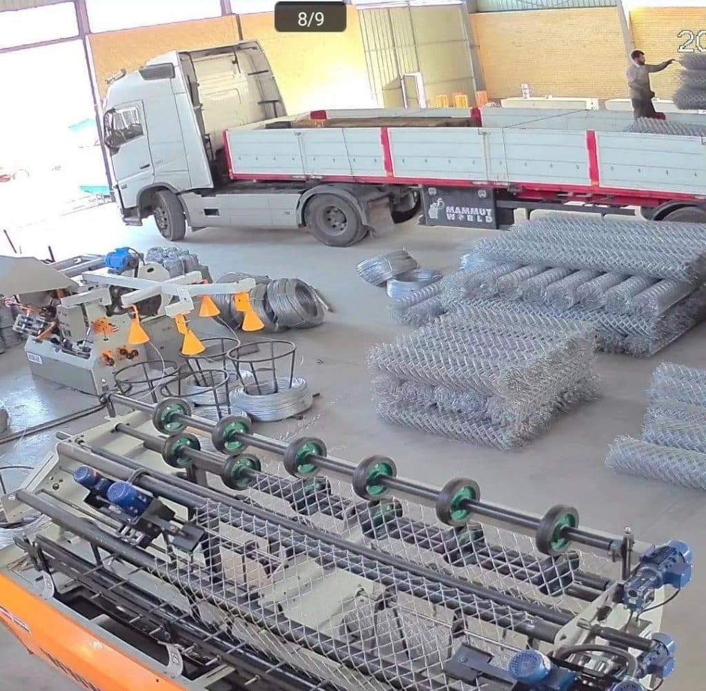 تولید و فروش توری حصاری فنس گالوانیزه و سیم خاردار مروج در شیراز