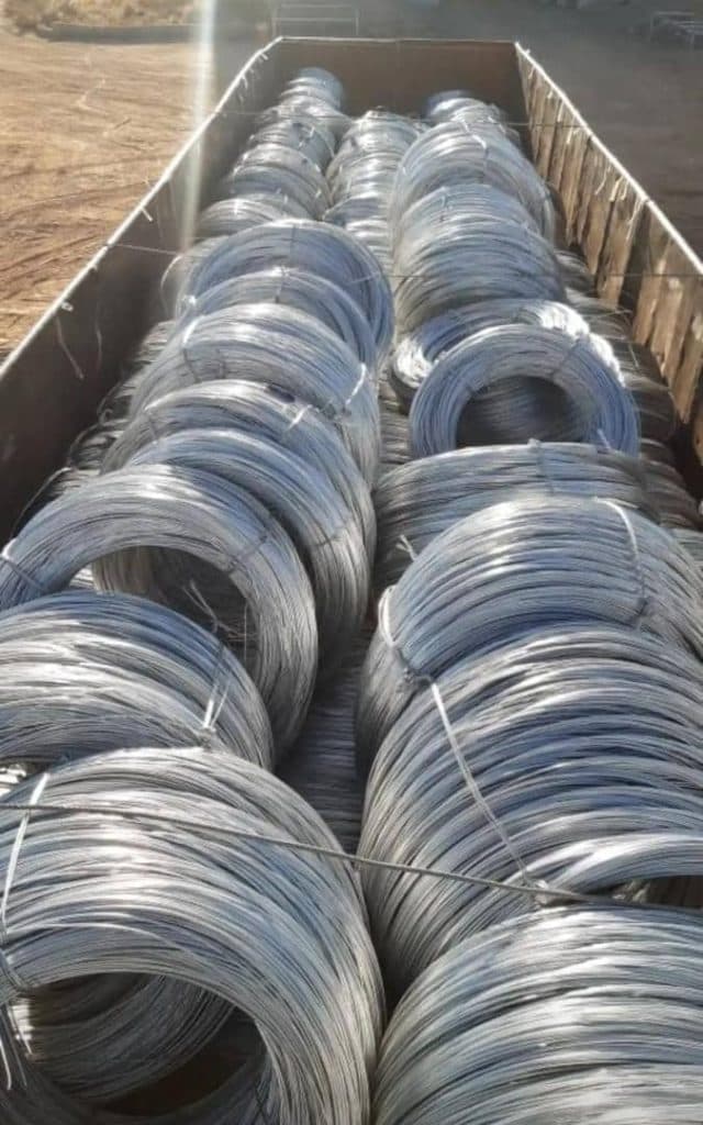 تولید و فروش توری حصاری فنس گالوانیزه و سیم خاردار مروج در شیراز