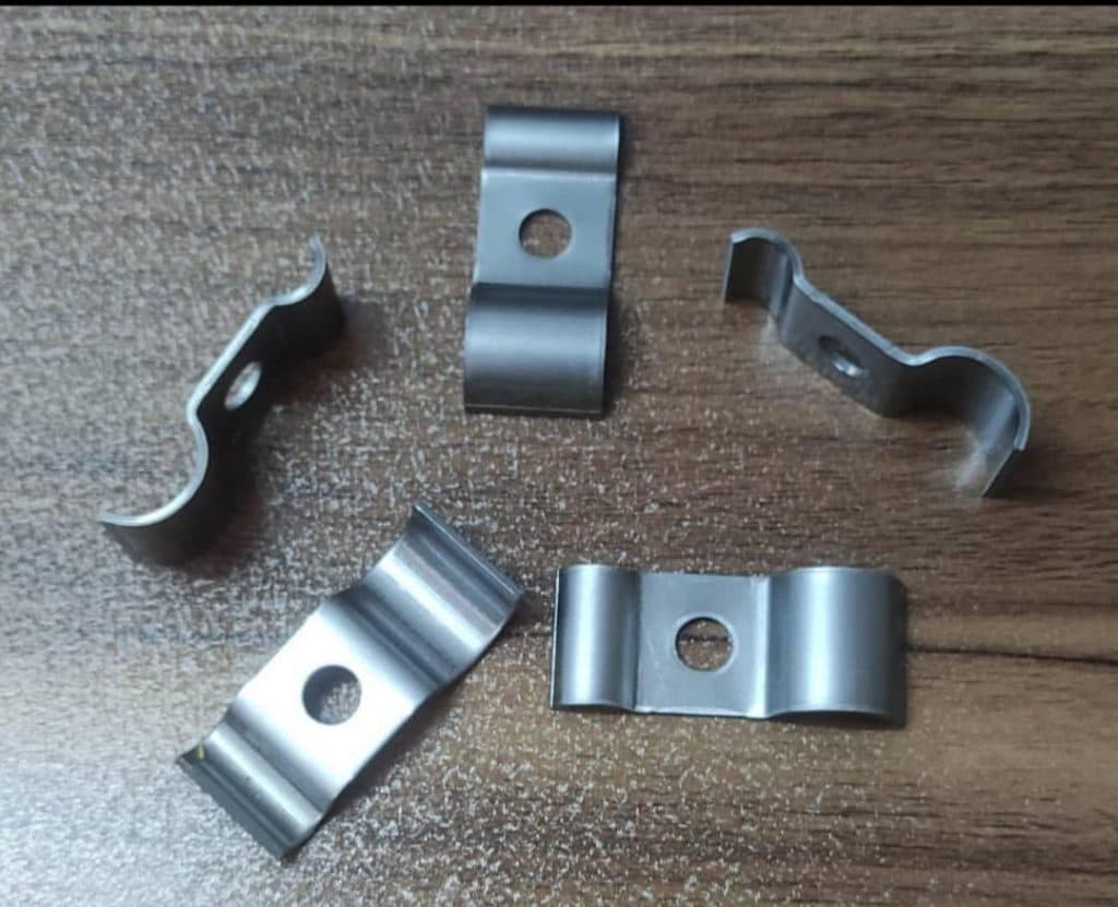 ساخت قالب قطعات پلاستکی دایکست سمبه ماتریس فوم راد صنعت پیشگام در البرز