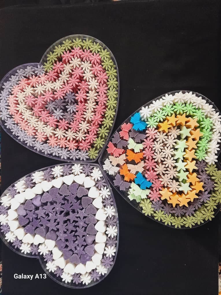 تولید و فروش قند و نبات گیاهی رژیمی و میوه ای نباتکده گل بابونه در کرمان