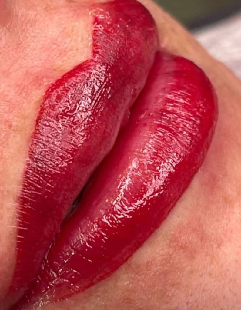 آموزشگاه و سالن زیبایی سما پوراکبری در لیسار گیلان