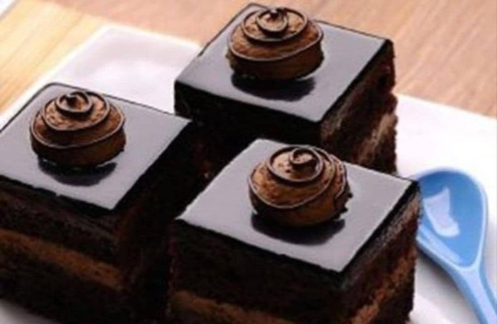 شیرینی سرای حاج خلیفه مولا در یزد