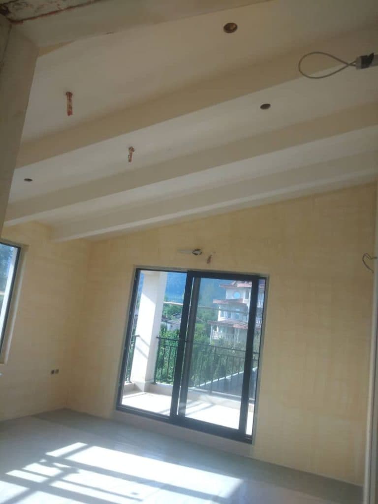 اجرا نقاشی ساختمان و کناف صیادگلاهی در بومهن تهران