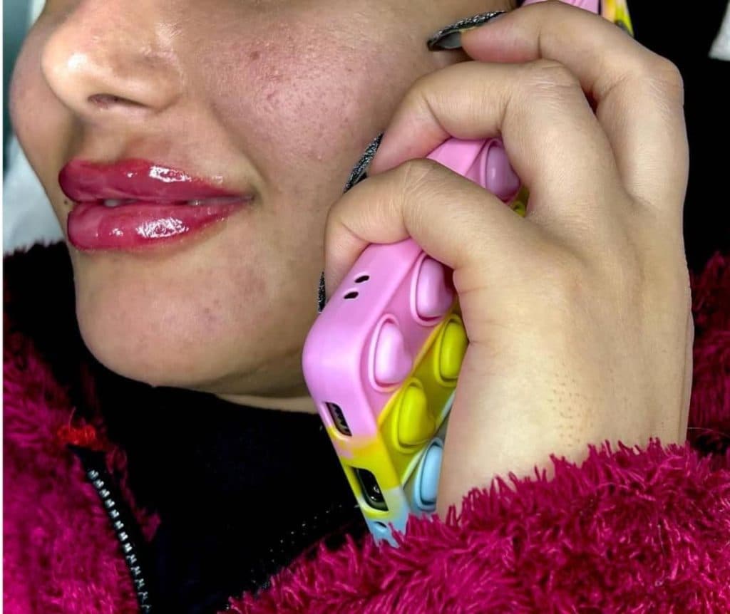 کلینیک آموزش و زیبایی فوق تخصصی ژل و بوتاکس آذین در ونک تهران